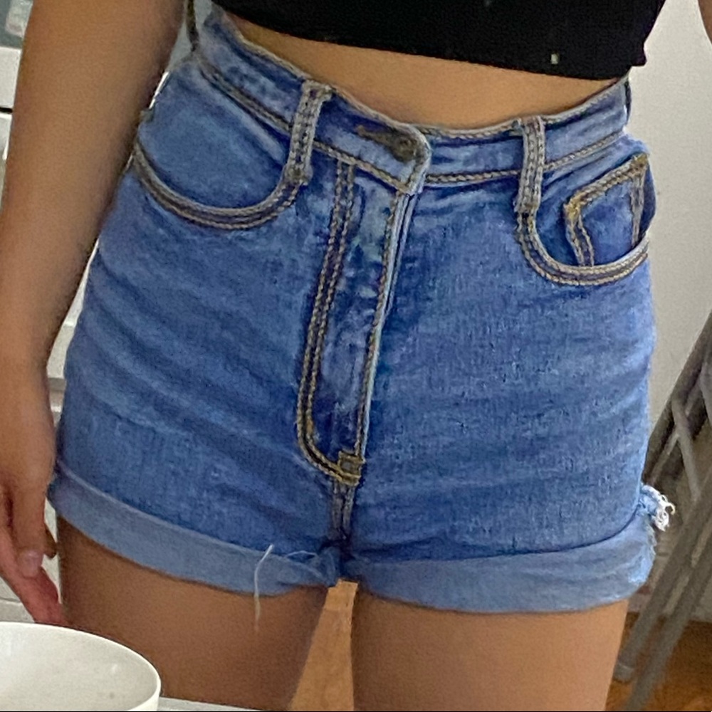 Vintage highwaisted shorts